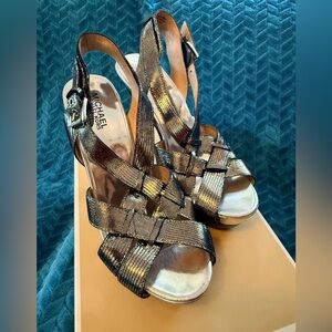 Michael Michael Kors Niki Cross Strap Silver Strappy Heels - 8